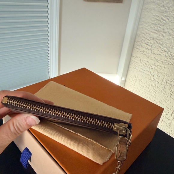 Louis Vuitton Monogram Canvas Key Holder Pouch Wallet - Picture 7 of 16